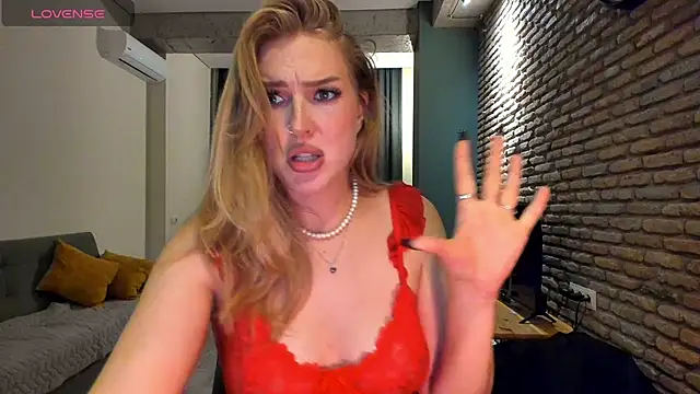 צ'אט XXX בשידור חי של fifteenpoem
