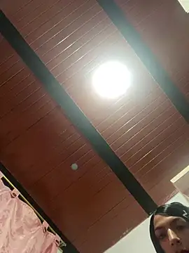 Foxkatty69のライブXXXチャット