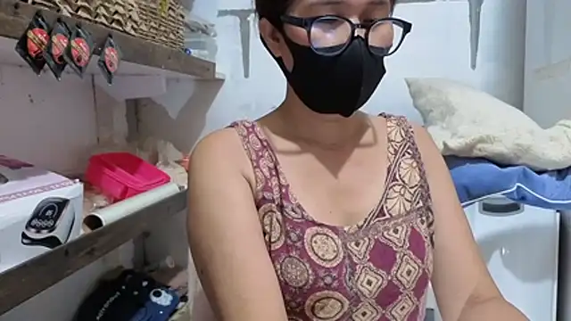 Mommy_shine's Live XXX Chat