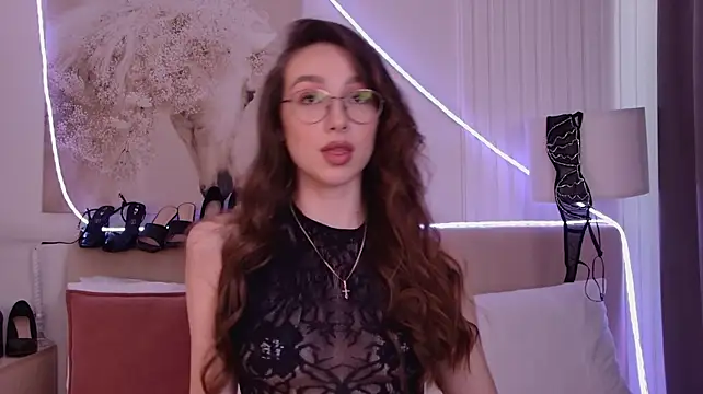 دردشة Emily_Simon الجنسية المباشرة