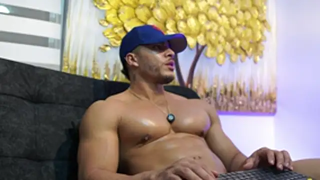 Romano_king Chat XXX live
