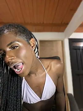 Kyliewarrior Chat XXX live