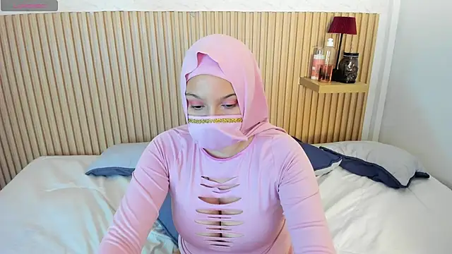 Ayla_Zee's Live XXX Chat