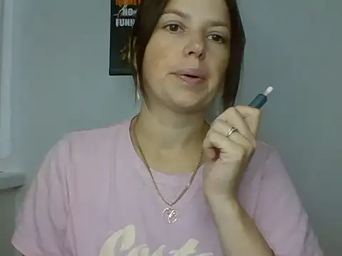 Naughty_Nata – Naživo XXX chat