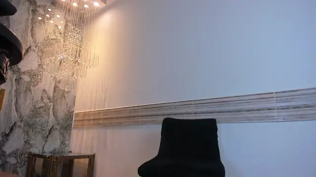 Sophi_Johnson XXX чат на живо