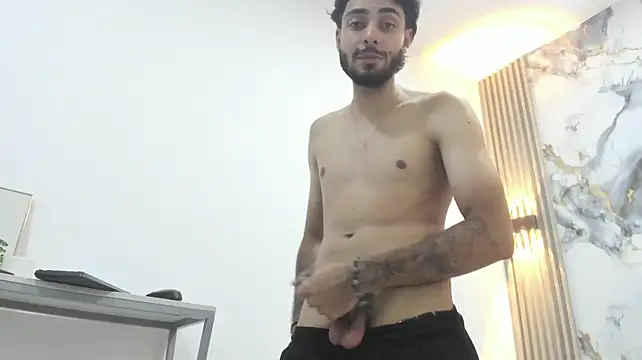 dashmonroe Chat XXX live