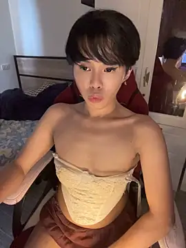 Plaxxxtique's Live XXX Chat
