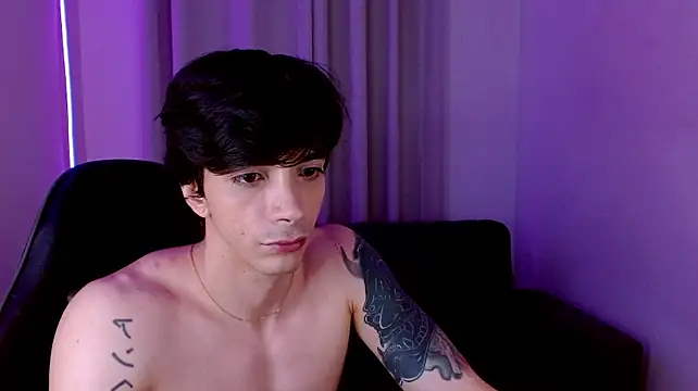 H3ll_B0I 라이브 XXX 채팅