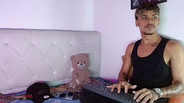 Chat XXX en directo de Angel_foxc13
