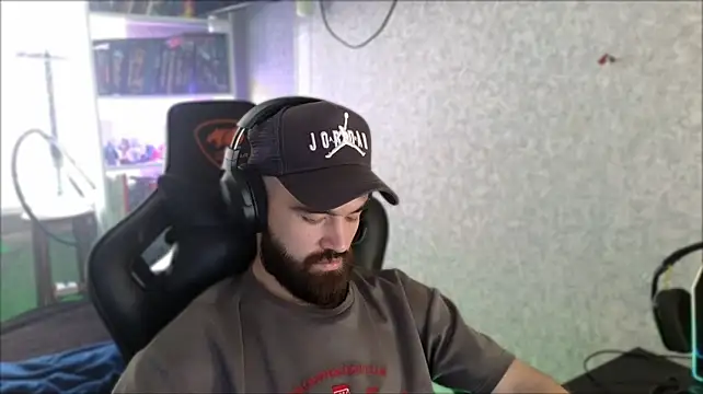 Chat XXX en directo de _Serious_Man