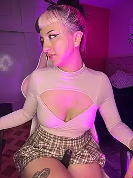 Chat XXX en directo de RebelKitty_