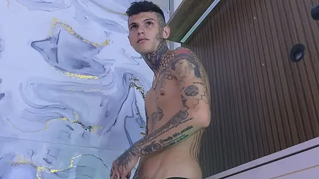 Paulo_527 XXX чат на живо
