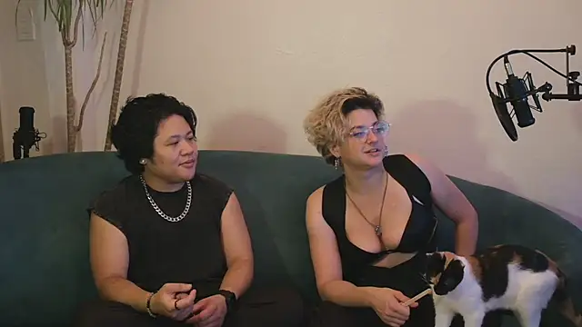 RuneMoon023 Live XXX-Chat