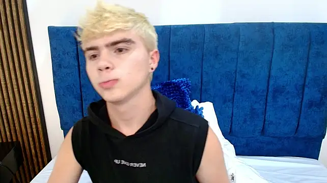 Онлайн чат XXX Ian_Stone