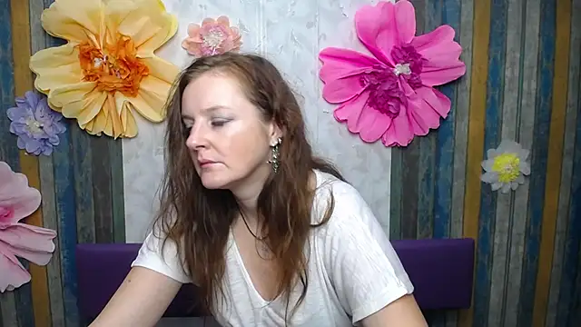 MeganPirs Chat XXX live