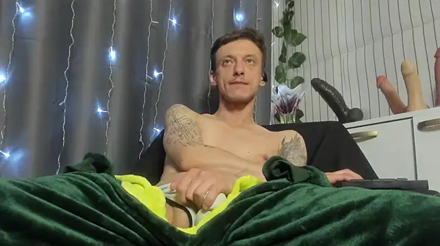 Živý XXX chat James2Inked