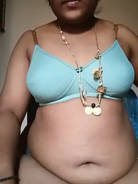 צ'אט XXX בשידור חי של tamil_swathii