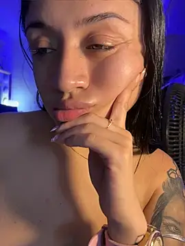 lucianaroy Live XXX-Chat