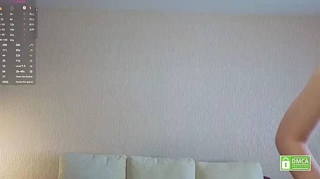 HongTomczak's Live Chat Room