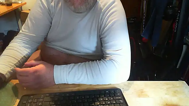 Owned_drone – Naživo XXX chat