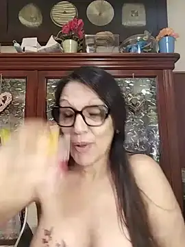 Chatroom XXX en direct de Melmamalhuda@xh