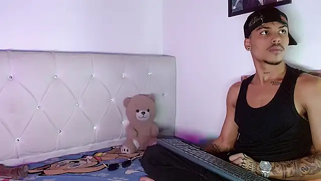 Angel_foxc13 现场XXX聊天