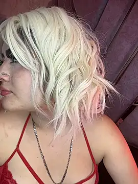 lya_nekko_'s Live XXX Chat