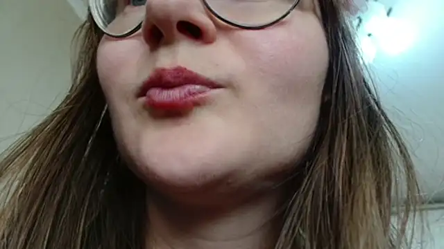 KiraGoldens Live XXX-Chat