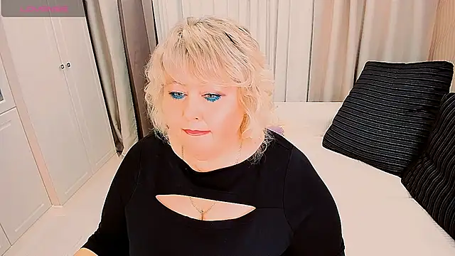 แชท XXX สดของ BIGTITSBBW