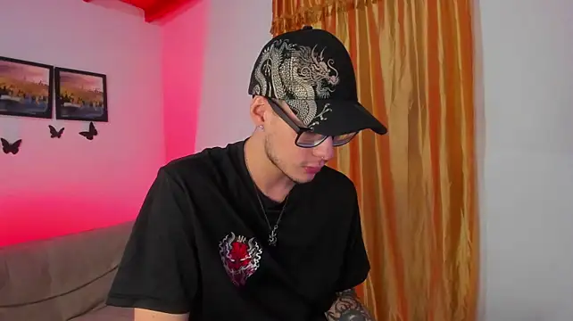 Vlad__night's Live XXX Chat