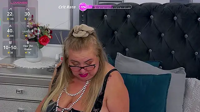 VoluptuousLeona Live XXX-chat