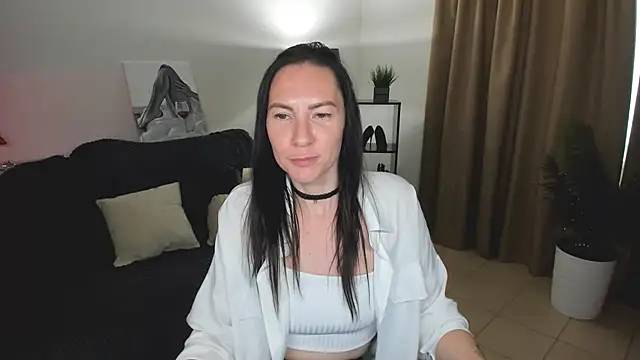 IngaRain Chat XXX in diretta
