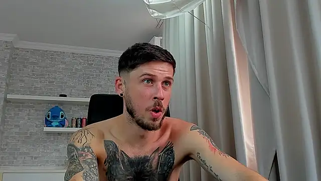 JonahShaw Chat XXX live