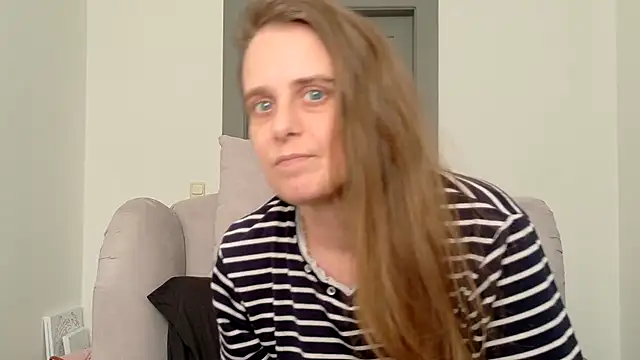 Chantalee: απευθείας συνομιλία ΧΧΧ