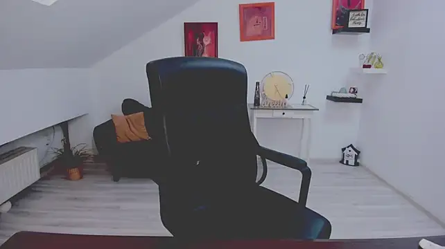 LollaGirl's Live XXX Chat