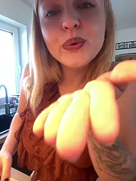 CherryyCheeks Chat XXX live