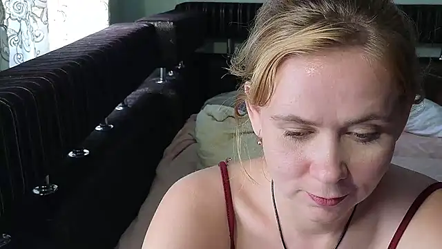 Chat +18 de Riley_Roo ao vivo
