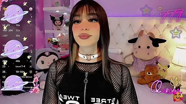 Megaan_Dolll Adlı Modelin Canlı XXX Sohbeti