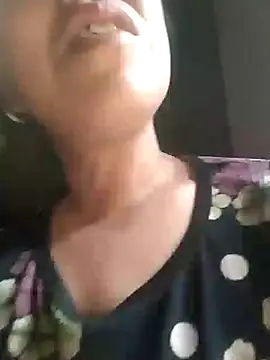 Victoria18t 现场XXX聊天