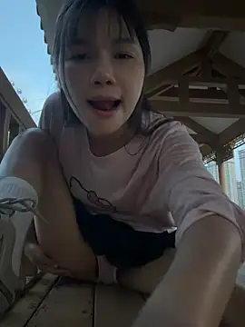 Fire-18 Live XXX-Chat