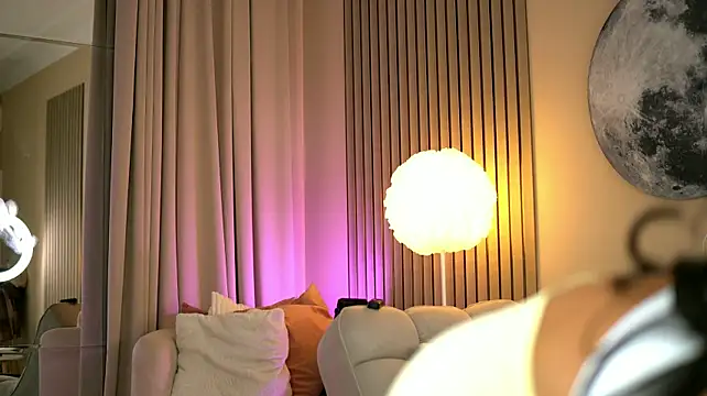 OhAnita Chat XXX live