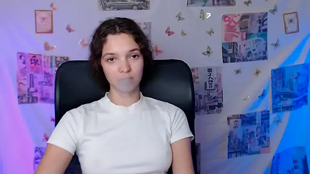 _SusieSu_'s Live XXX Chat