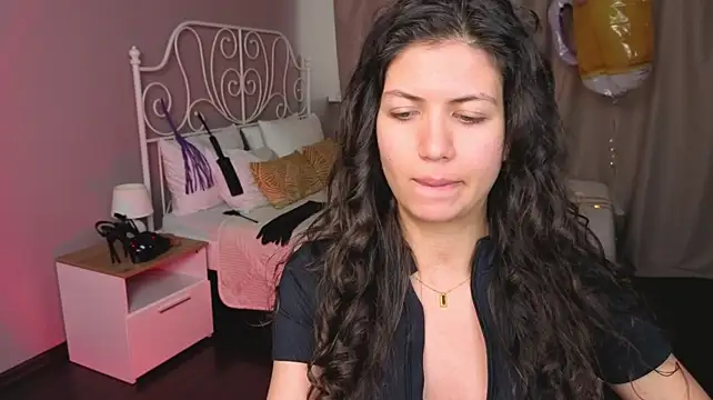 NoelPerfect Adlı Modelin Canlı XXX Sohbeti