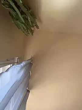 csikar XXX чат на живо