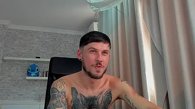 JonahShaw Chat XXX live
