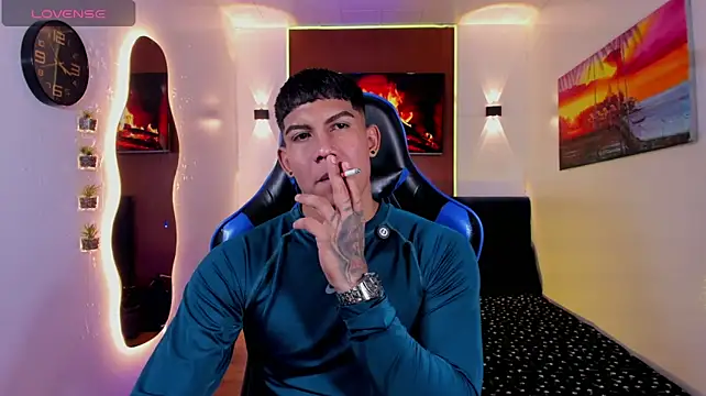 XXX chat uživo modela Damian_latinxxx
