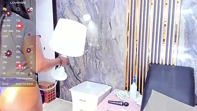 Czat XXX na żywo – LauraSaenz01
