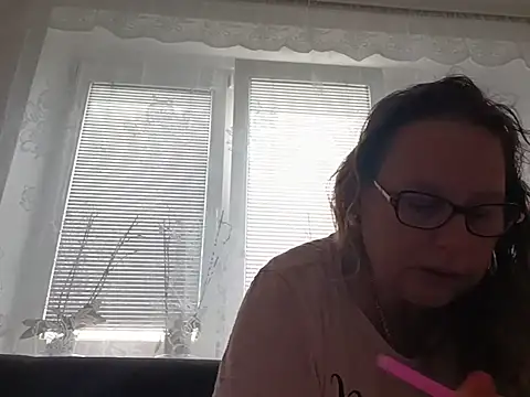 Jahudka47's Live XXX Chat