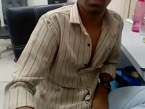 Vipul9079 লাইভ XXX চ্যাট