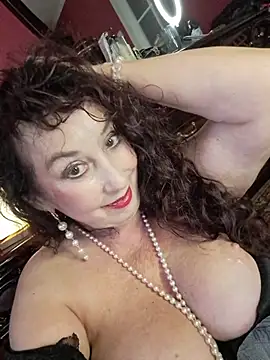 GypsyEsmeralda Live XXX-Chat